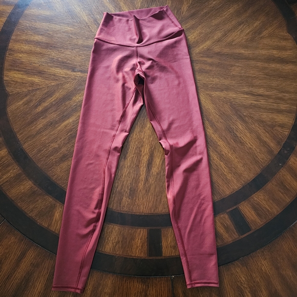 ALO Yoga Maroon Leggings Size XS - Picture 2 of 7